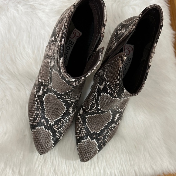 Blondo Shoes - Blondo Snake Pattern Ankle Booties